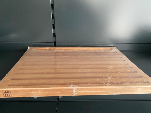 Baguett Schneidbrett Holz mit Rillen 50 x 36 cm