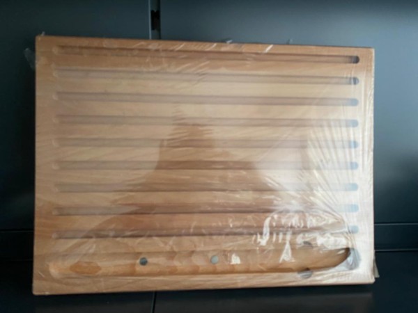 Baguett Schneidbrett Holz mit Rillen 50 x 36 cm